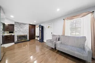 164 Gordon Rd, Valley Stream, NY 11581 - Photo 7