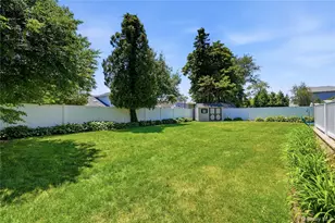 634 Morrison St, Babylon, NY 11702 - Photo 29