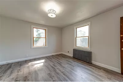 75 W Pulaski Road, Huntington Station, NY 11746 - Photo 11