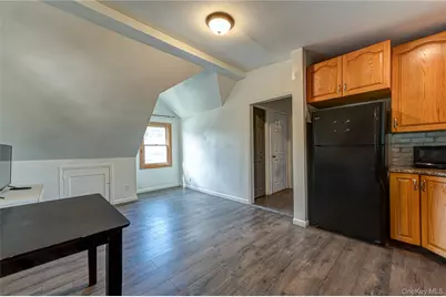 75 W Pulaski Road, Huntington Station, NY 11746 - Photo 21
