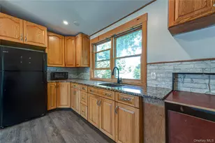 75 W Pulaski Rd, Huntington Station, NY 11746 - Photo 23