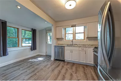 75 W Pulaski Road, Huntington Station, NY 11746 - Photo 5