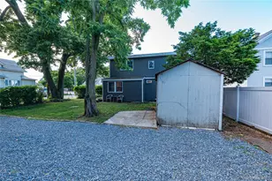 75 W Pulaski Rd, Huntington Station, NY 11746 - Photo 33