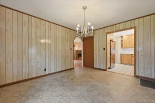 200 Edward Ct, West Hempstead, NY 11552 - Photo 9
