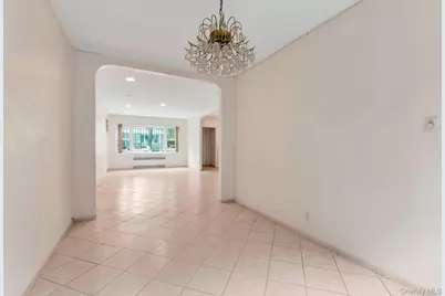 141-03 Hoover Avenue, Briarwood, NY 11435 - Photo 5