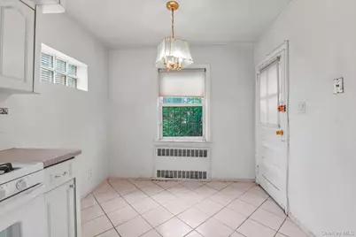 141-03 Hoover Avenue, Briarwood, NY 11435 - Photo 11