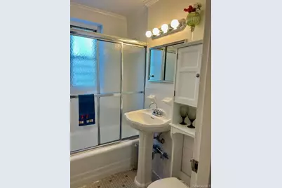 15105 Cross Island Parkway #1D, Whitestone, NY 11357 - Photo 9