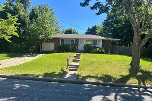 1533 Agate St, Bay Shore, NY 11706 - Photo 3