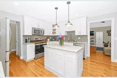 30 Ferndale Avenue, Miller Place, NY 11764 - Photo 15