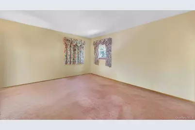 11 Ona Lane, New Windsor, NY 12553 - Photo 7