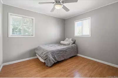 2513 Cedar Street, East Meadow, NY 11554 - Photo 9