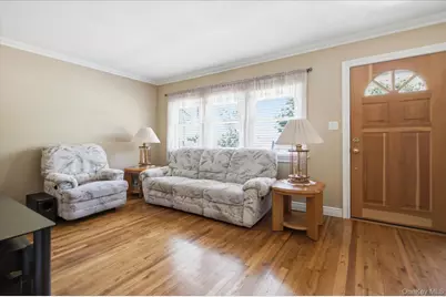 154 8th Avenue, Kings Park, NY 11754 - Photo 3