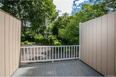 8 Elkan Road, Larchmont, NY 10538 - Photo 15