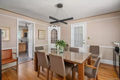 1542 Grand Avenue, Baldwin, NY 11510 - Photo 9