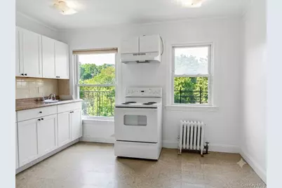 107 Kensington Road #5, Bronxville, NY 10708 - Photo 5