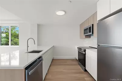 1 Lyon Place #509, White Plains, NY 10601 - Photo 5