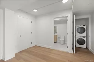 1 Lyon Pl, White Plains, NY 10601 - Photo 15