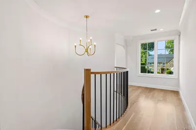 46 Banbury Road, Rockville Centre, NY 11570 - Photo 21