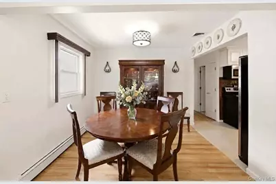 10 S Merrick Road, Massapequa, NY 11758 - Photo 7