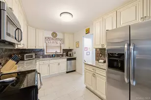 10 S Merrick Rd, Massapequa, NY 11758 - Photo 9