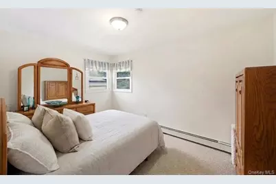 10 S Merrick Road, Massapequa, NY 11758 - Photo 11