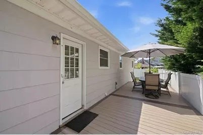 10 S Merrick Road, Massapequa, NY 11758 - Photo 15