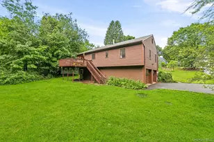 1 Sunset Dr, Yorktown Heights, NY 10598 - Photo 37