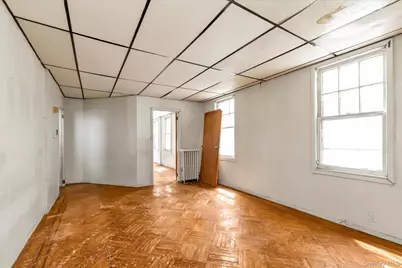 11232 196th Street, Saint Albans, NY 11412 - Photo 3
