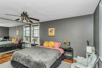 8 Welwyn Road #2F, Great Neck, NY 11021 - Photo 19