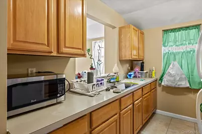 309 Logan Street, Brooklyn, NY 11208 - Photo 19