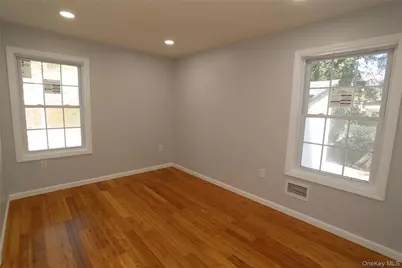 149 Brightwood Avenue, Pearl River, NY 10965 - Photo 11