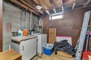 35 Wyandotte St, Selden, NY 11784 - Photo 15