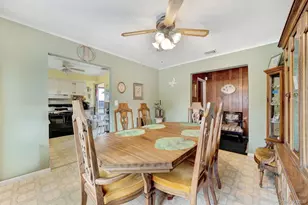 35 Wyandotte St, Selden, NY 11784 - Photo 11