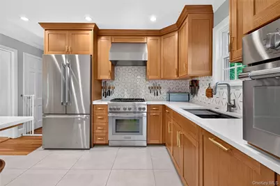 443 Third Avenue, Pelham, NY 10803 - Photo 11