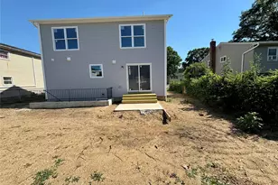69 Offaly St, Amityville, NY 11701 - Photo 3