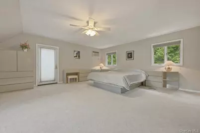 2 Crabtree Lane, Roslyn, NY 11576 - Photo 19