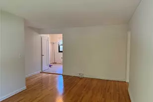 130 Virgina Rd, White Plains, NY 10603 - Photo 5