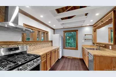 6 Deer Trail N, Greenwood Lake, NY 10925 - Photo 3
