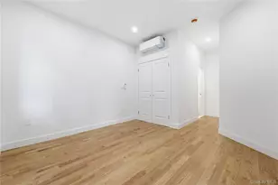 34-09 29th St, Astoria, NY 11106 - Photo 21