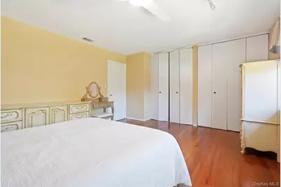 100 Daly Boulevard #1306, Oceanside, NY 11572 - Photo 17