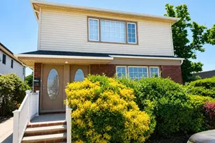 1723 Broadway, Hewlett, NY 11557 - Photo 1