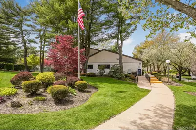 54 Richmond Boulevard #4B, Ronkonkoma, NY 11779 - Photo 13
