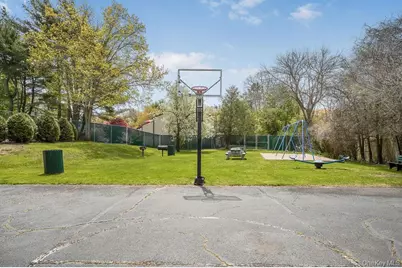 54 Richmond Boulevard #4B, Ronkonkoma, NY 11779 - Photo 17