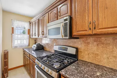 136-31 243rd Street, Rosedale, NY 11422 - Photo 11