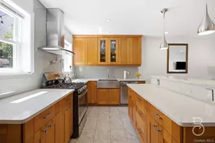 21-41 24th St, Astoria, NY 11105 - Photo 7