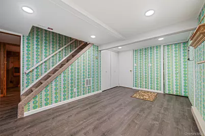 572 Benito Street, East Meadow, NY 11554 - Photo 31