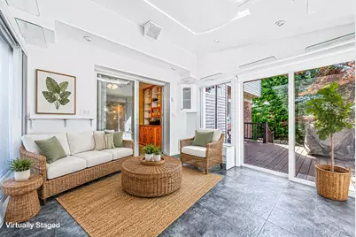 572 Benito Street, East Meadow, NY 11554 - Photo 5
