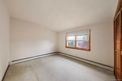 572 Benito Street, East Meadow, NY 11554 - Photo 29