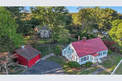 147 N Country Road, Mount Sinai, NY 11766 - Photo 15