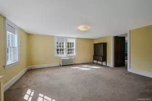 147 N Country Rd, Mount Sinai, NY 11766 - Photo 7